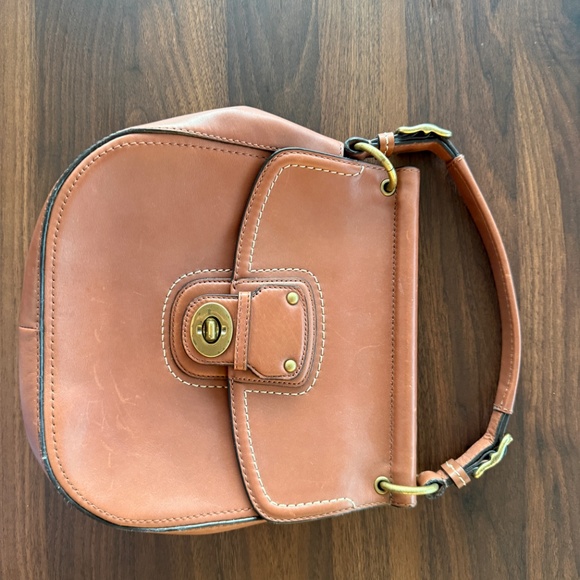 Coach Bag - Picture 2 of 8